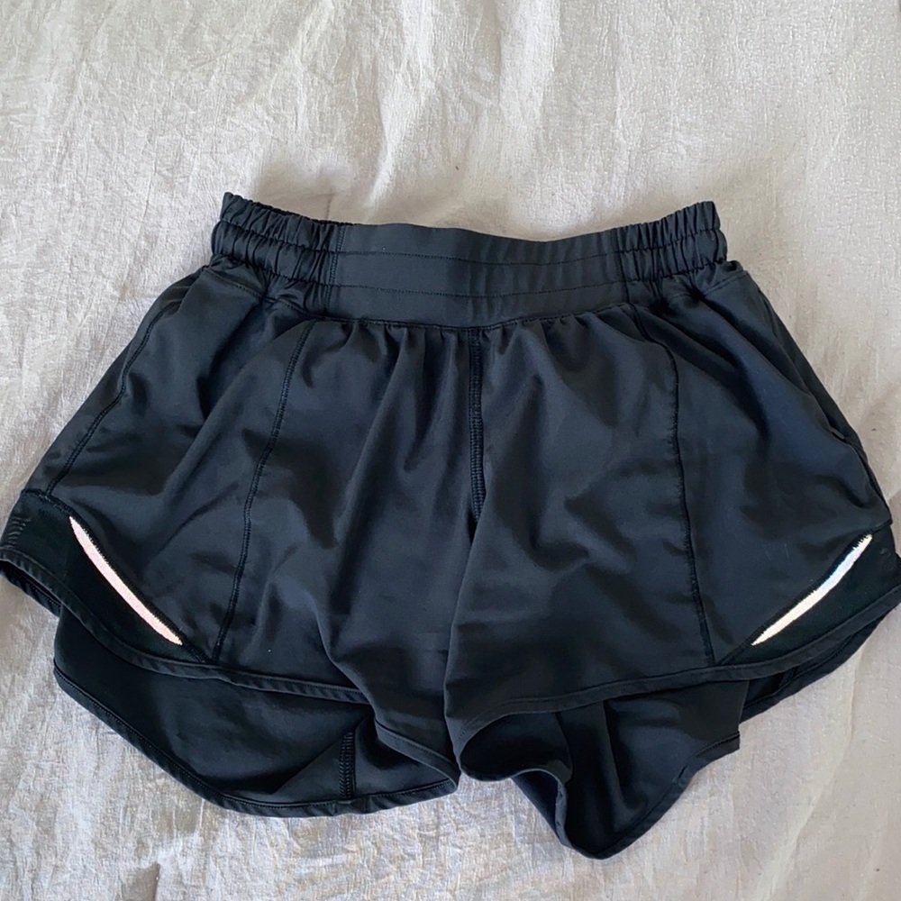 Black Lululemon Hotty Hot shorts